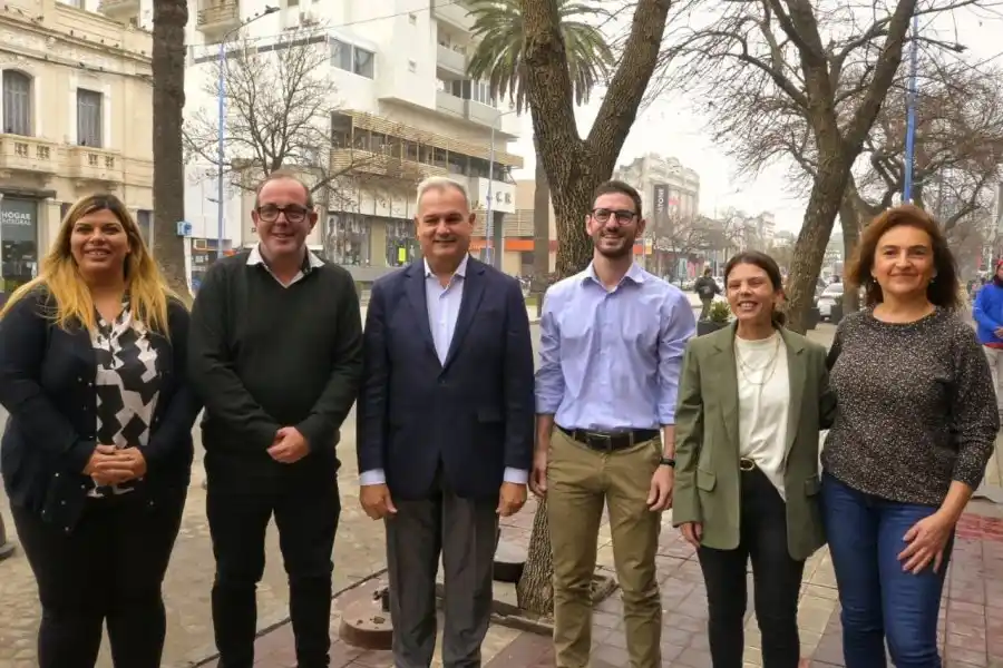 Ale Ambort: “En Rafaela y en todo el departamento, Unidos tendrá el acompañamiento de muchísima gente”