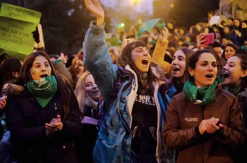 "La despenalización del aborto no satisface el reclamo de la campaña"