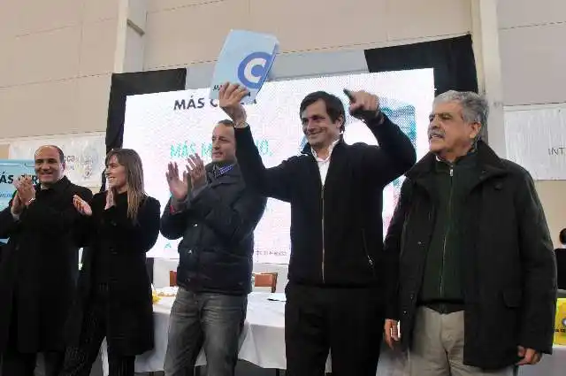 De Vido anunció que la provincia de Buenos Aires tendrá su empresa de Internet