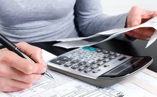 Abril llega con aumentos en salud, combustibles, alquileres y servicios públicos y privados