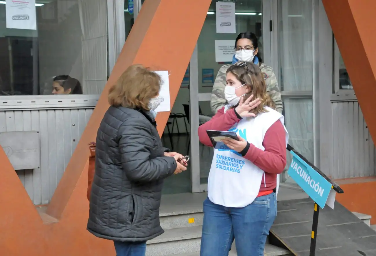 Comienzan a enviar turnos para terceras dosis de vacunas contra el Covid