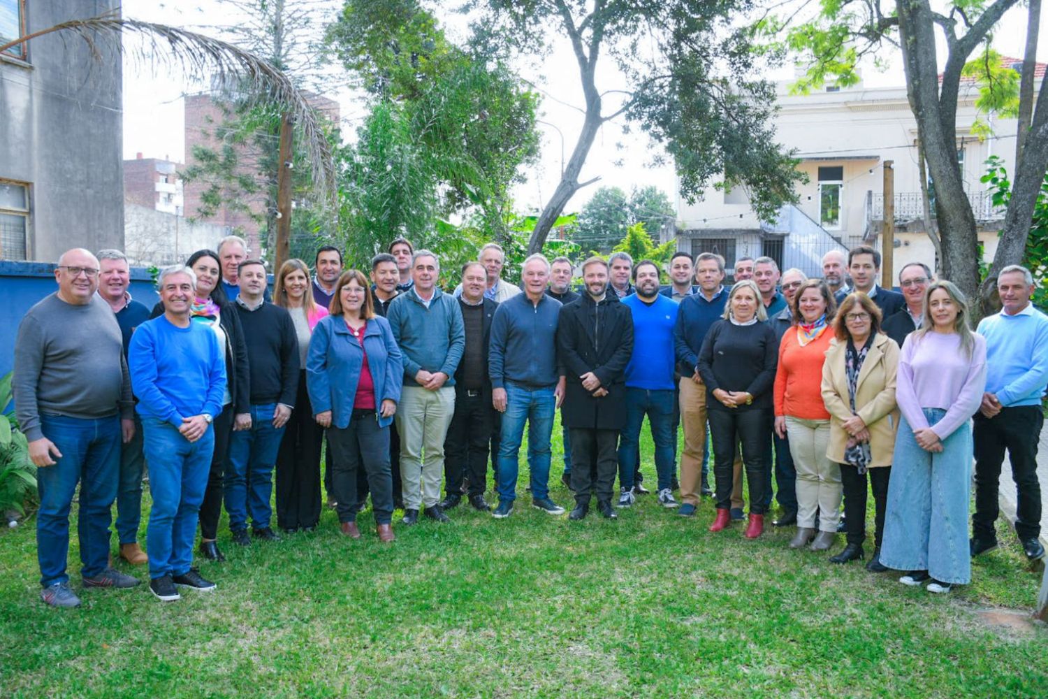 El gobierno e intendentes de Juntos abordaron la reforma política y la gestión