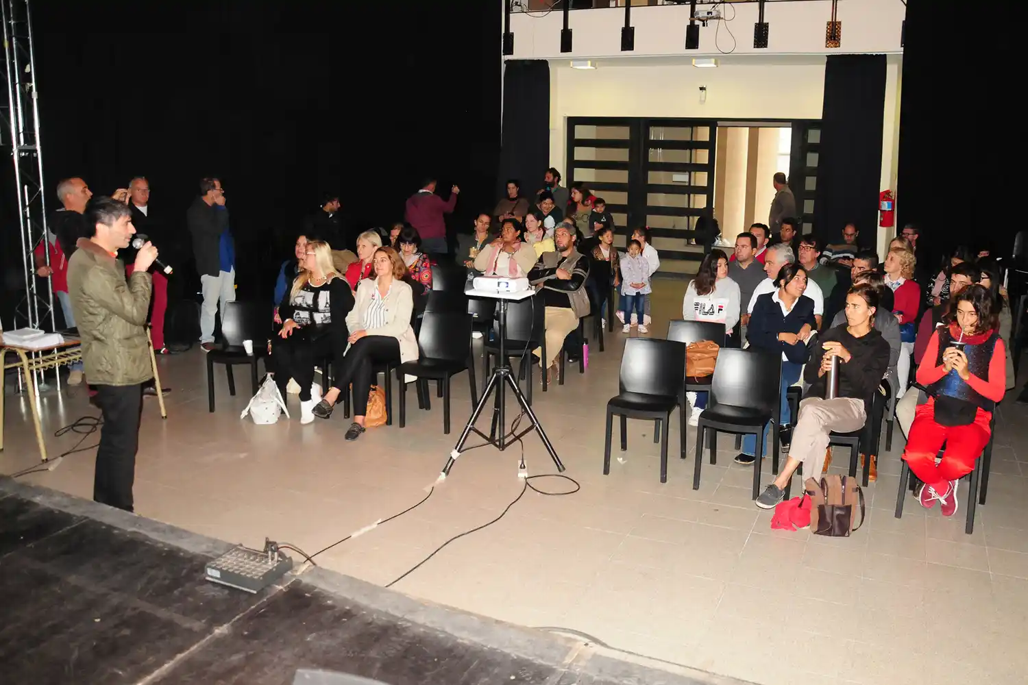 Presentaron una nueva edición de los Juegos Culturales Entrerrianos Evita