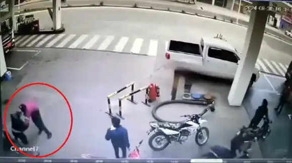 Un cliente atacó con un machete al playero de una estación de servicio