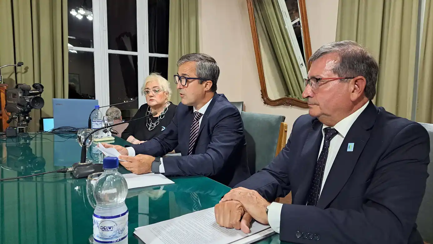 El intendente, Pablo Barrena, durante su discurso