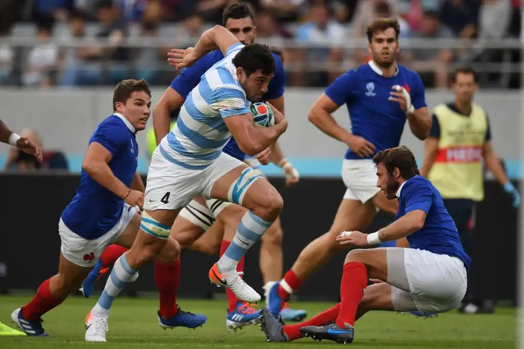Los Pumas pagó sus errores y quedó complicado