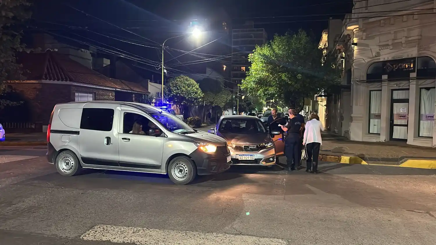 Choque en una esquina peligrosa
