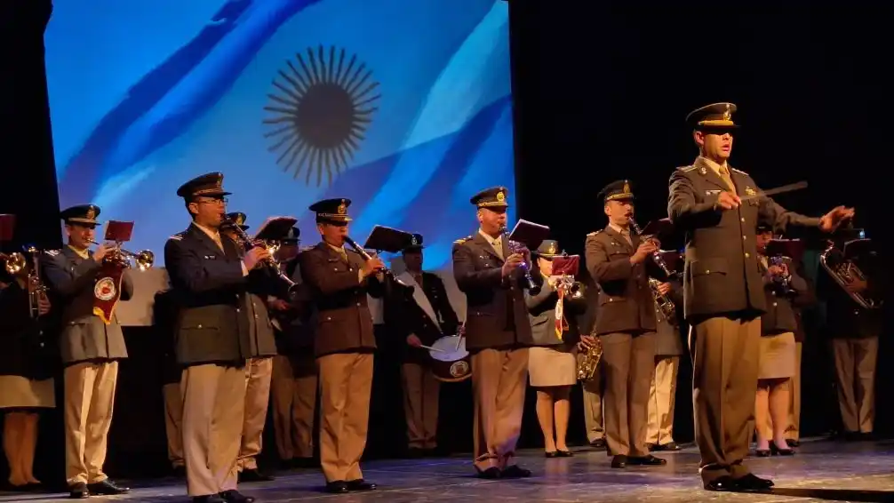 La "Gala del 25 de Mayo" tendrá lugar desde las 19 en el Teatro del Fuerte.