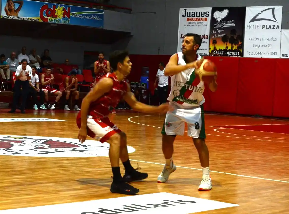 Neptunia mostró solidez, venció a La Unión y sigue peleando arriba