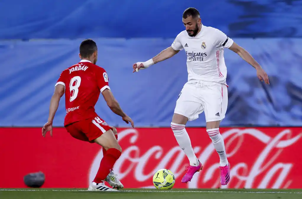 Empate de Real Madrid, que no pudo subirse a la punta
