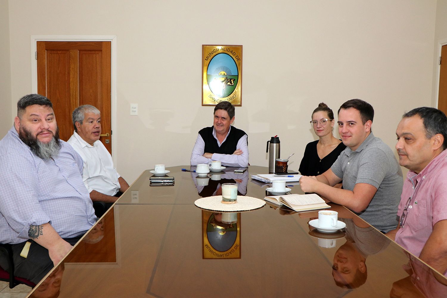 Audiencia. Del jefe comunal con autoridades de la institución crediticia en el municipio