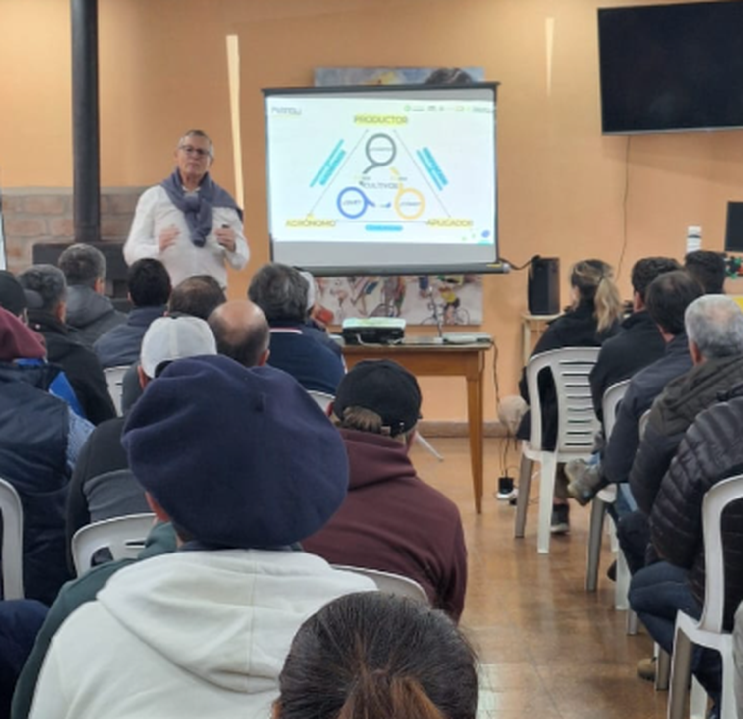 El evento se desarrolló en el Instituto Arana.