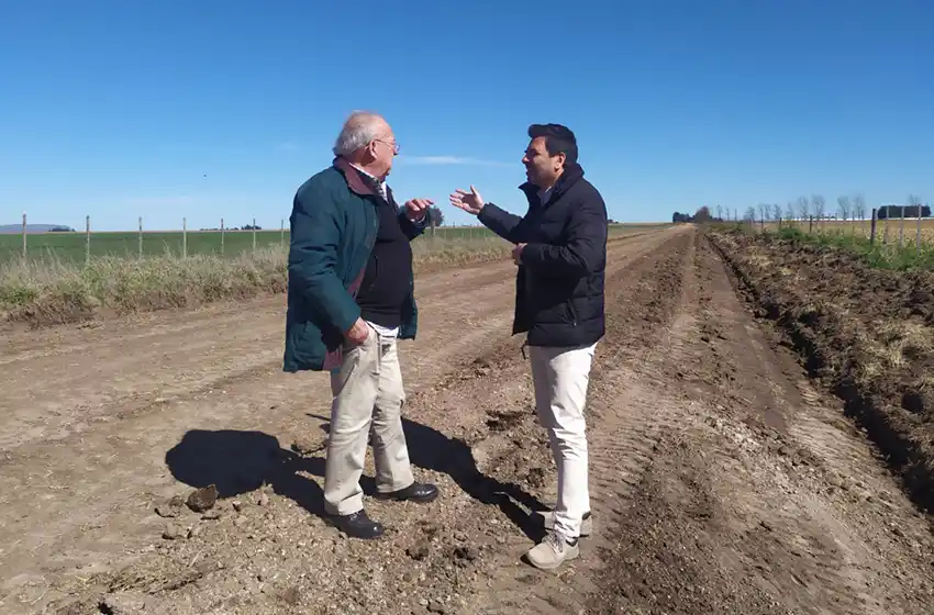 Balcarce: mejoras en el camino de "La Colonia"