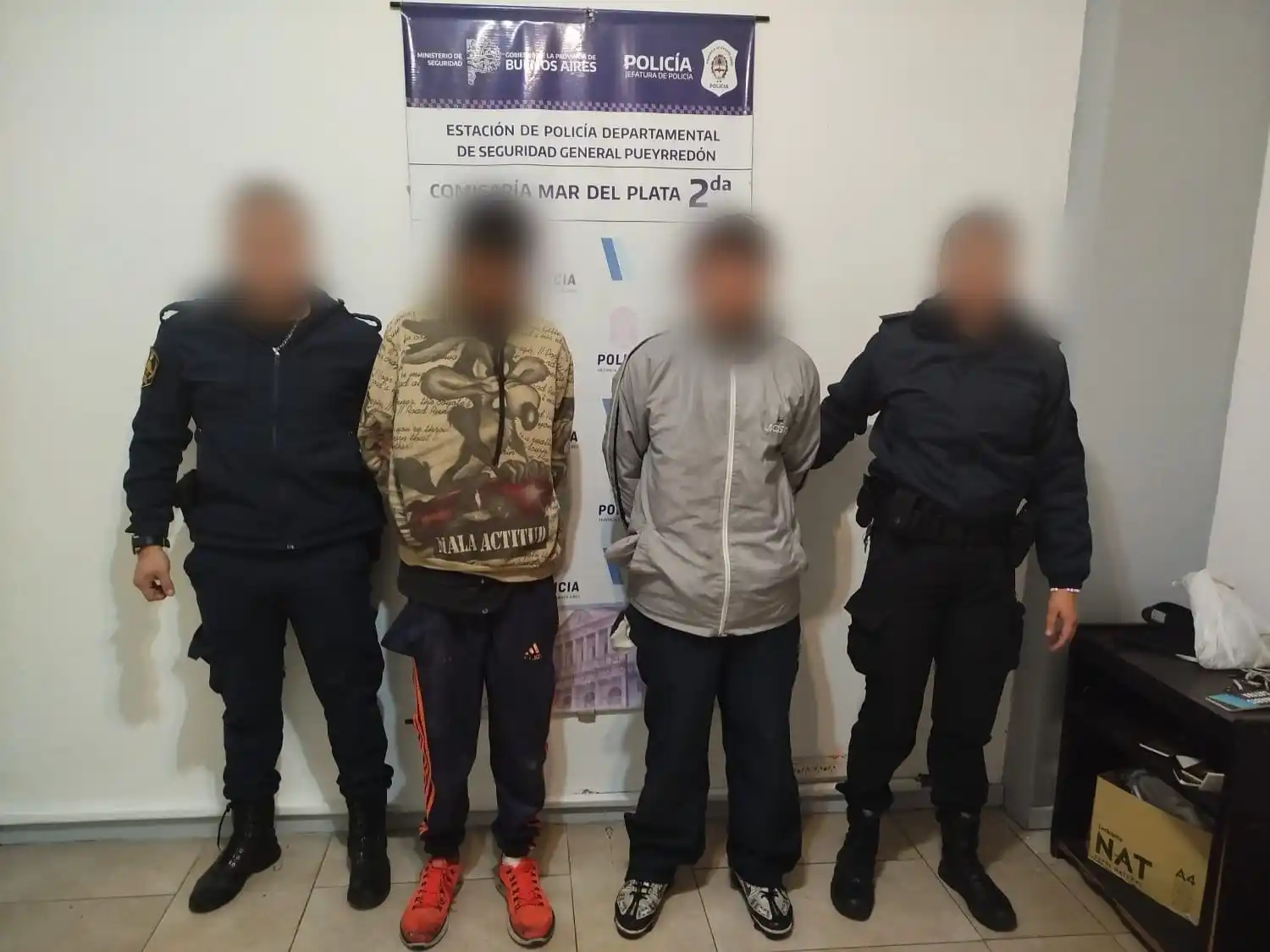 Los dos jóvenes están acusados de cometer al menos dos hechos delictivos en distintos puntos de la ciudad.