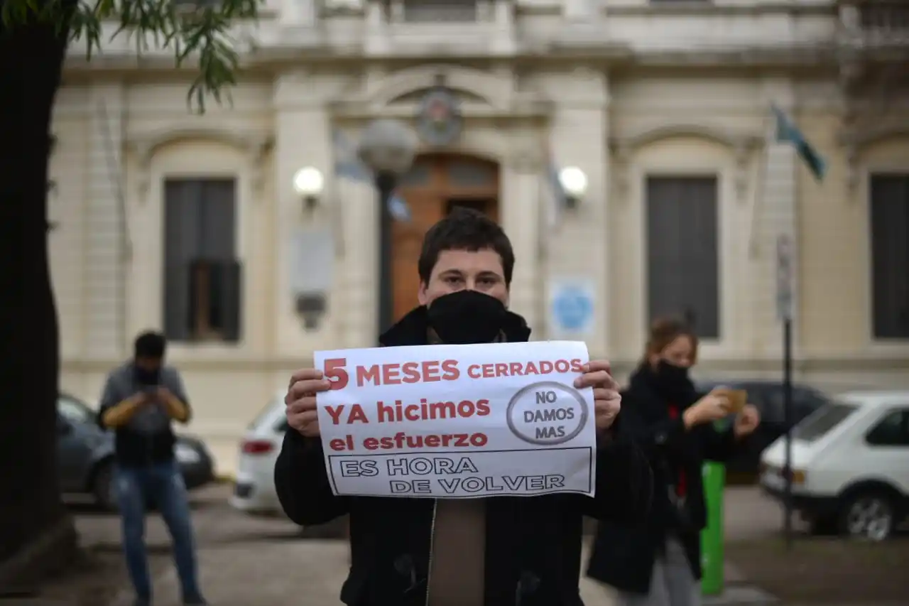 Propietarios de canchas de Fútbol 5 pidieron por la reapertura frente al municipio