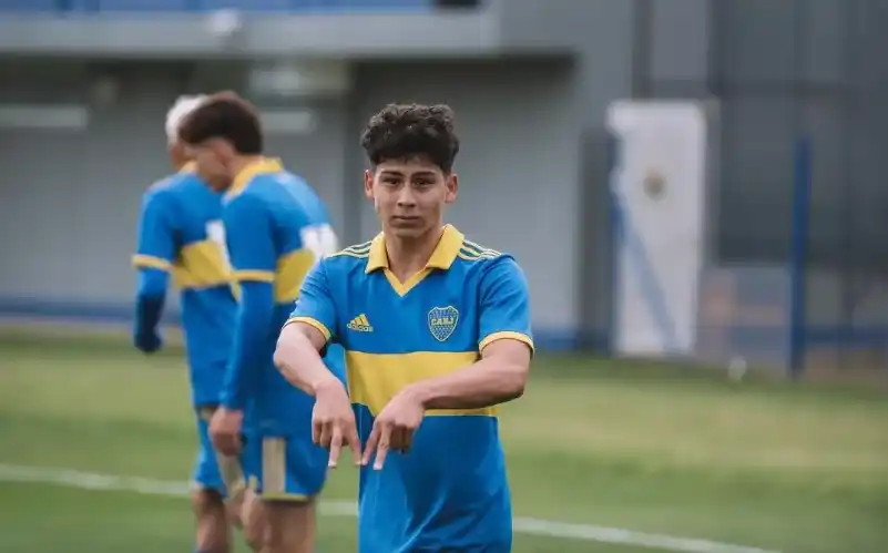 Otro juvenil xeneize se va sin firmar contrato