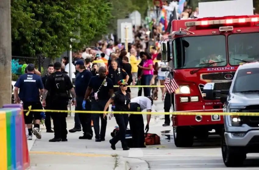 Una camioneta atropelló y mató a a un manifestante en la marcha del Orgullo LBGTQ