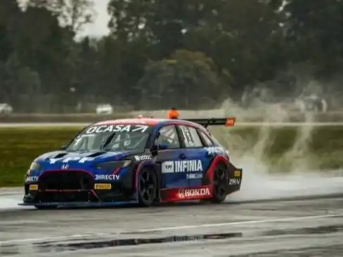 Leonel Pernía se impuso bajo el agua en al séptima del TC2000