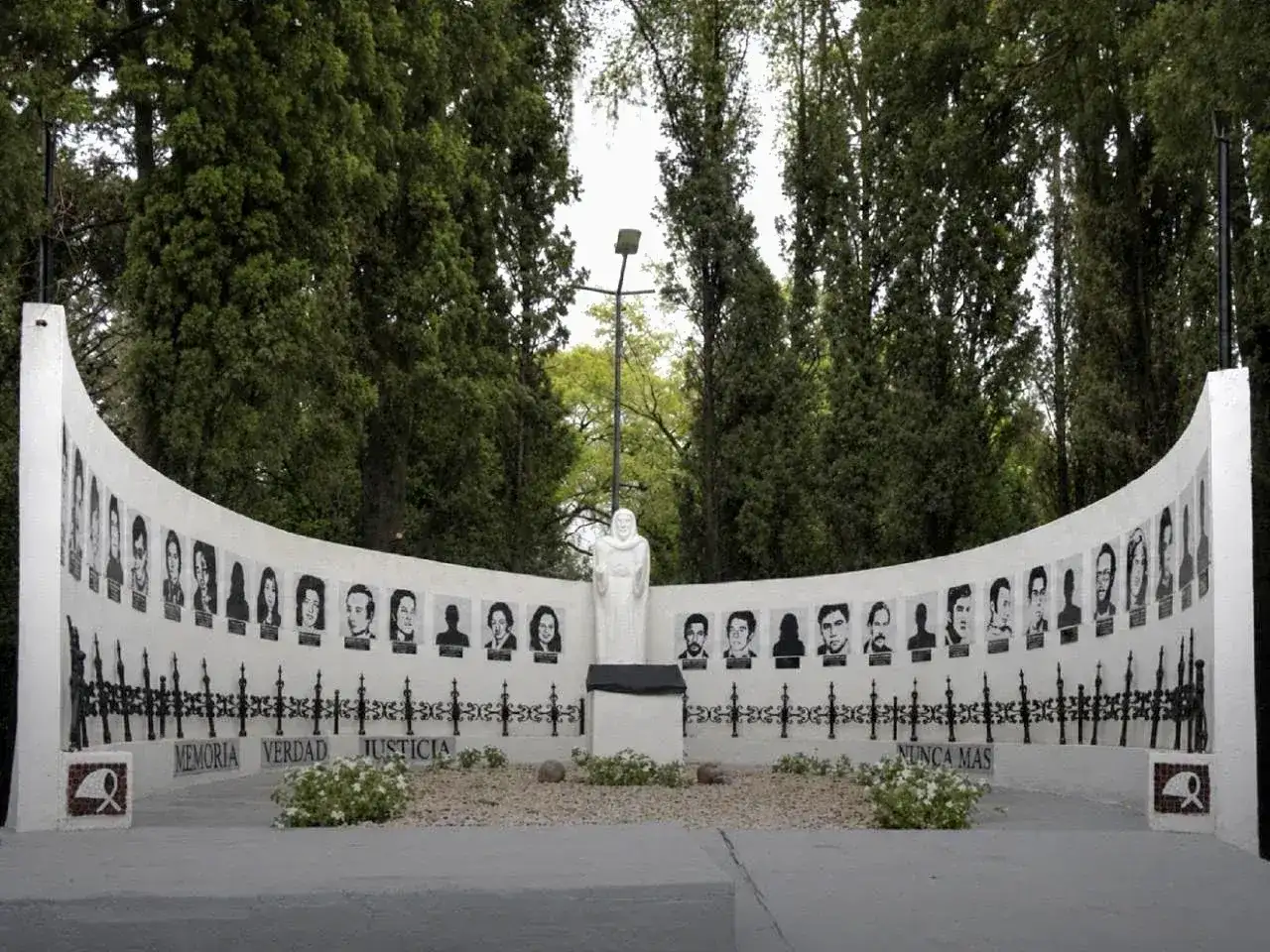 A 50 años de la Masacre de Fátima: cuando la dictadura fusiló y dinamitó a 30 personas