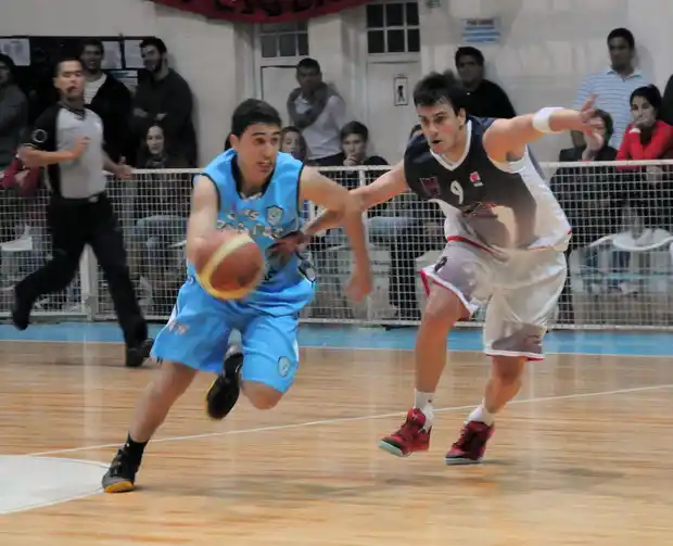 Central cayó ante Regatas Uruguay en el Federal de Básquet