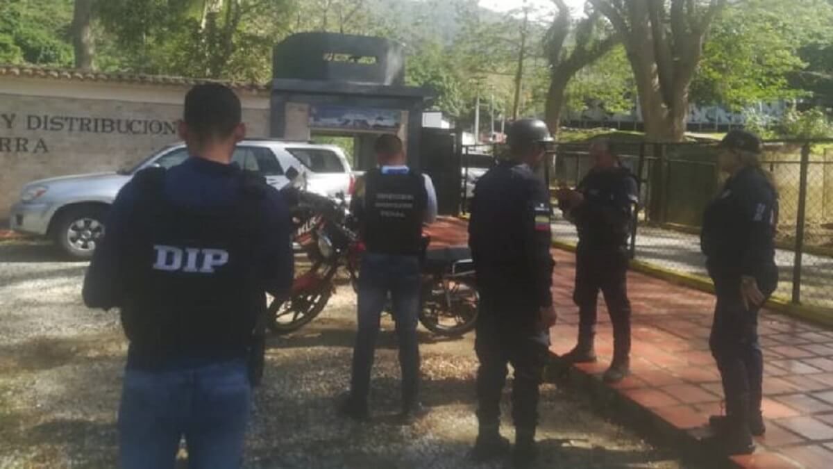 DOS MUERTOS Y UN HERIDO es el saldo de una explosión en base militar de Puerto Cabello