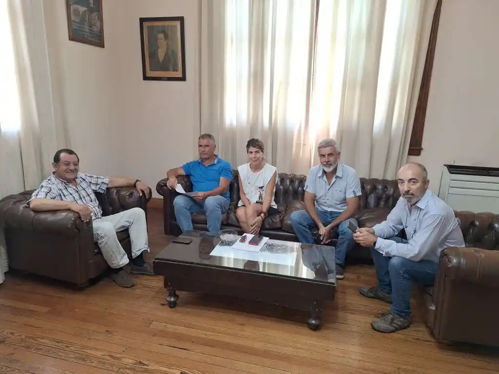 En Juárez el municipio entregó un crédito para desarrollo productivo