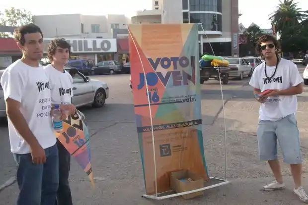 Formación cívica por voto a los 16
