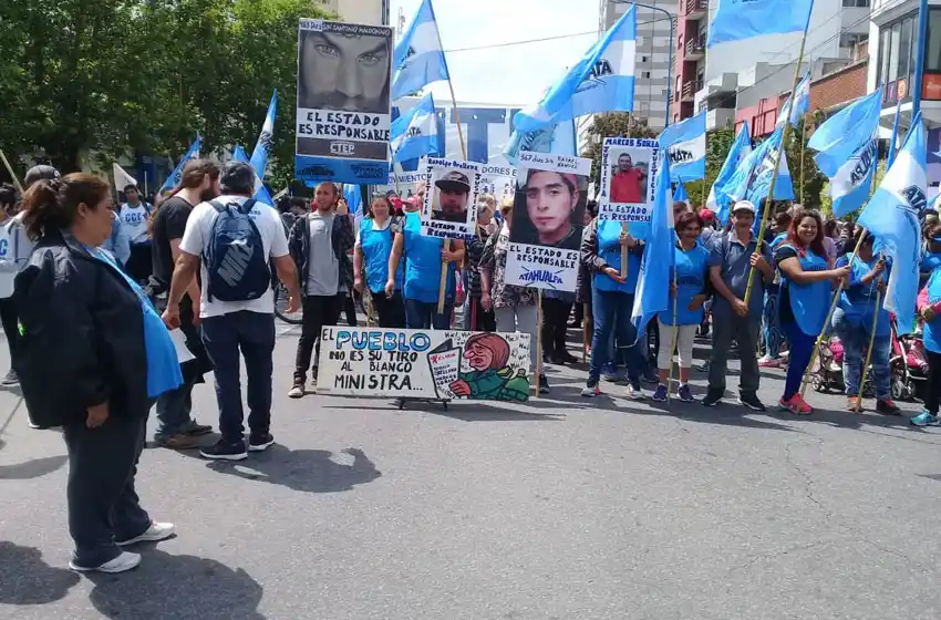 Organizaciones sociales realizan otro corte sobre Luro