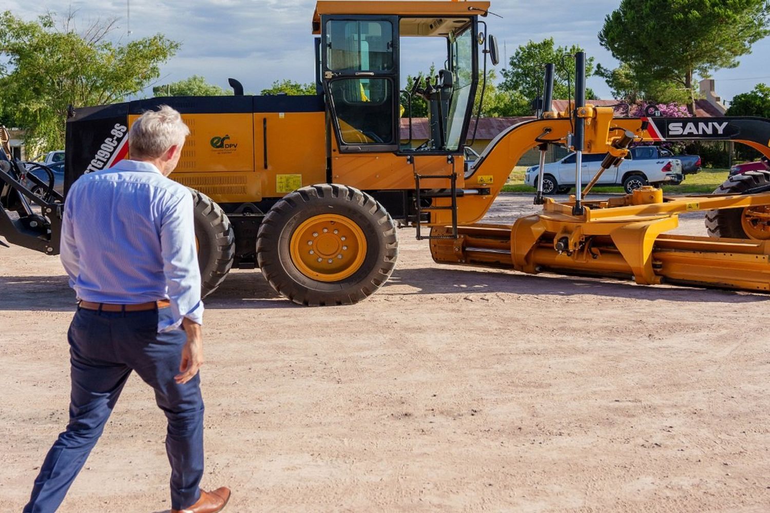 Desde octubre, repararán cerca de 30 mil kilómetros de rutas y caminos rurales