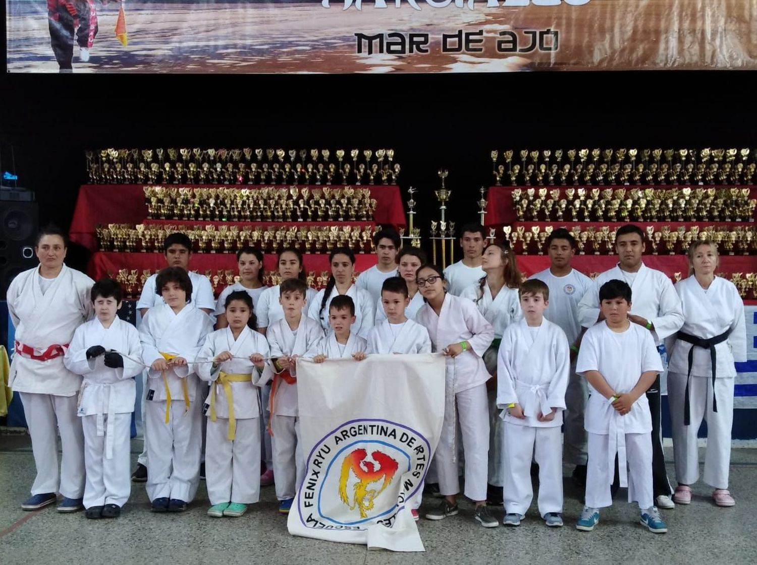 La escuela Fénix Ryu compitió en Mar de Ajó