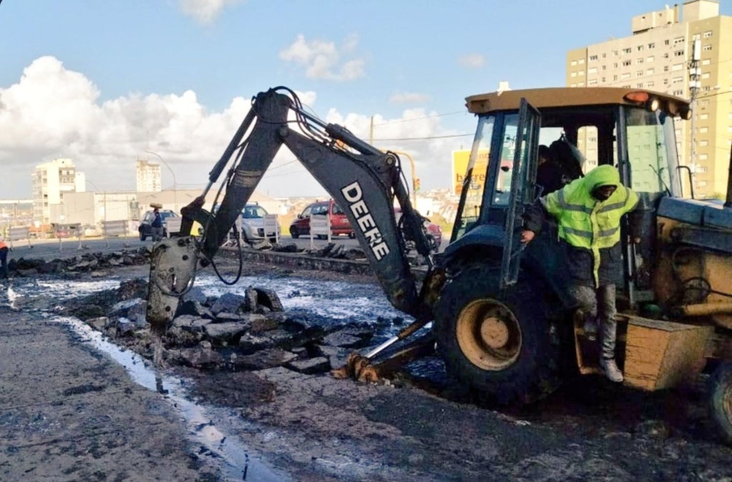 Corte total en Alem y Juan B. Justo por obras del Emvial