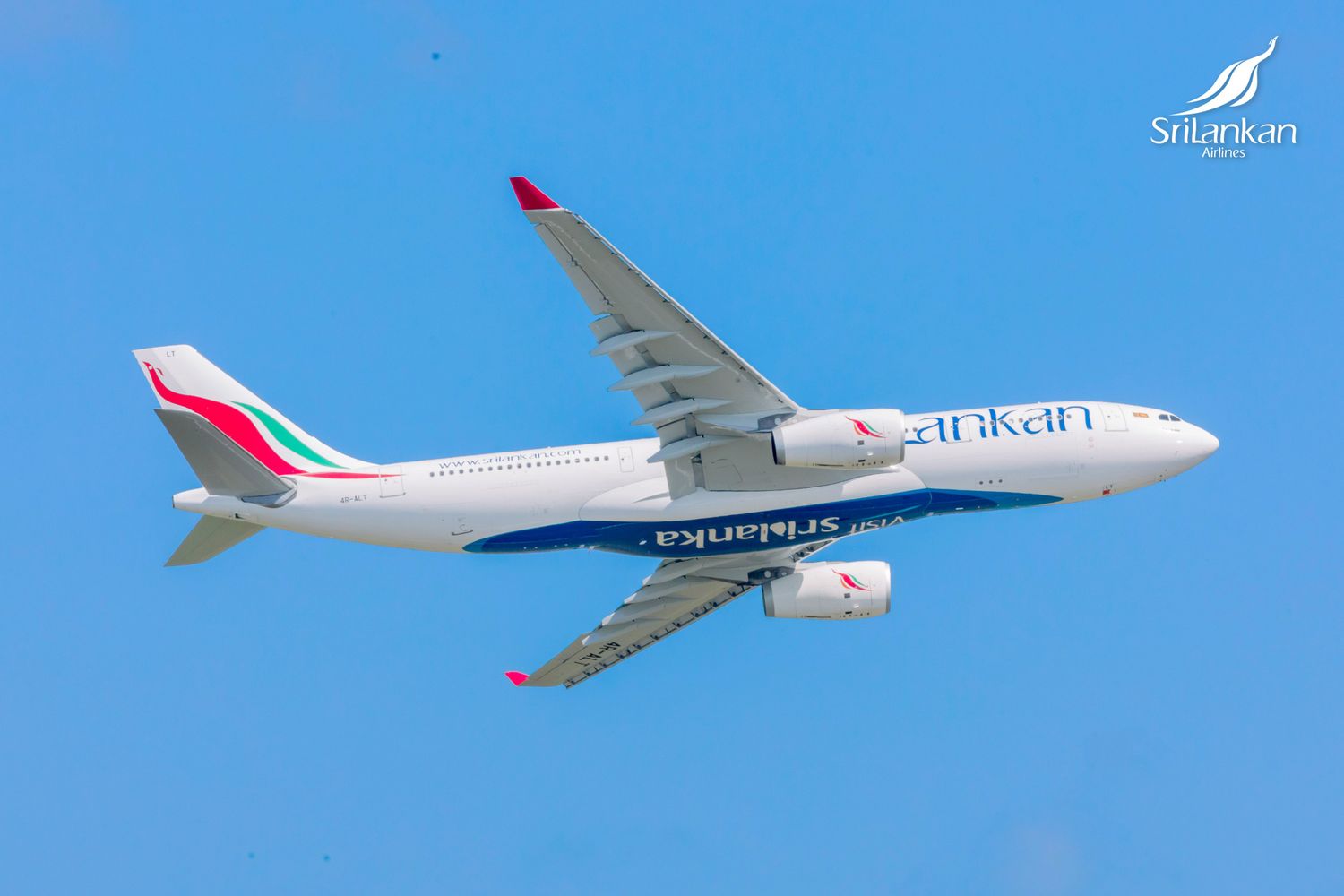 Airbus A330-200, SriLankan Airlines