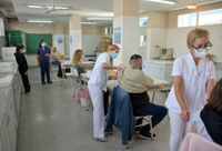 Desde este jueves vacunación libre con tercera dosis para mayores de 60 años