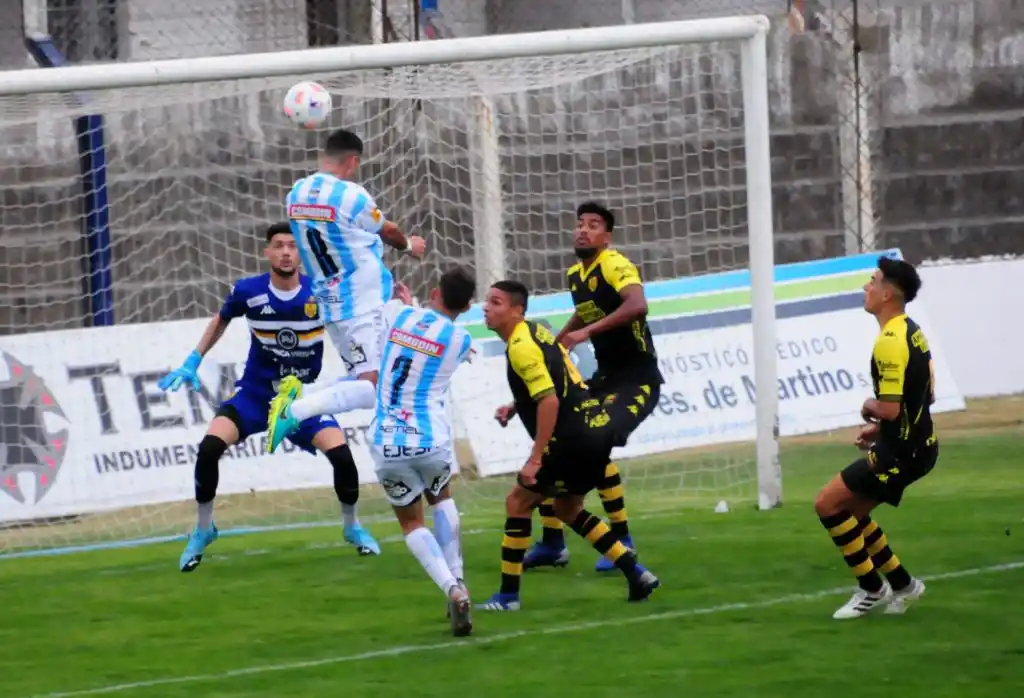 Carlos Córdoba, el árbitro de Instituto-Santamarina