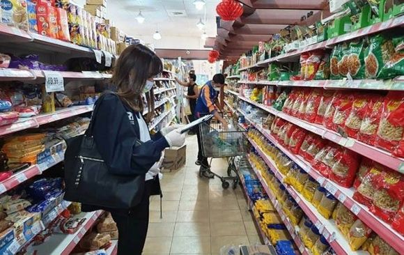 Precios Máximos: el Gobierno busca retirarlos de forma �Sprogresiva⬝