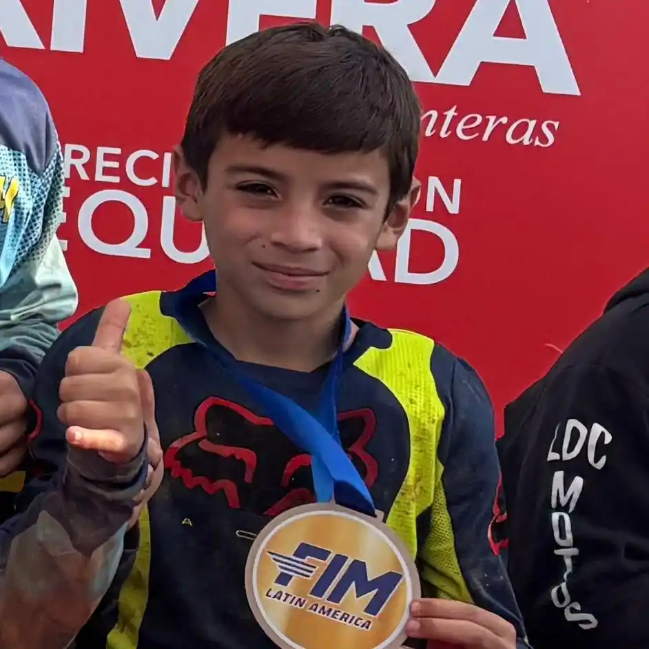 Meritoria participación de Valentino Bogue en la Copa FIM de Minicross en Uruguay