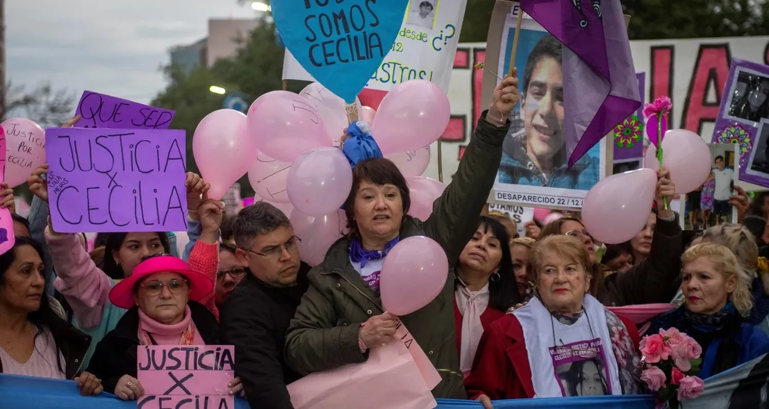 Masiva marcha por la desaparición de Cecilia: “Yo quiero justicia, no quiero venganza”, dijo la madre