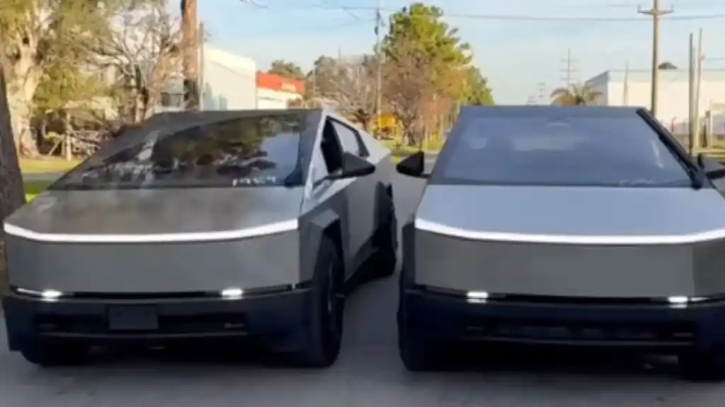 Las dos Tesla Cybertruck que llegaron al país. Foto: Agencia Noticias Argentinas / Instagram @nicovacca