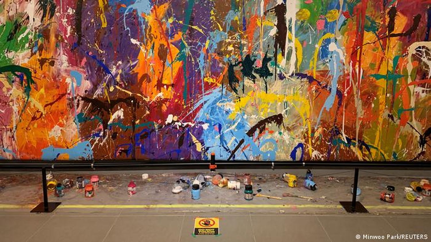 Destrozan una pintura de 400.000 dólares tras confundirla con proyecto de arte público