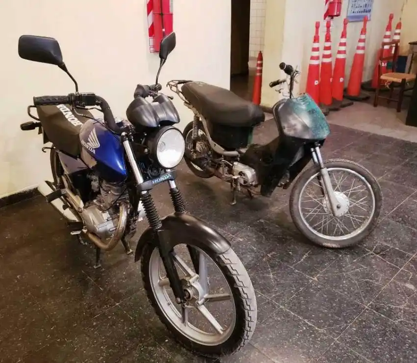 Siete detenidos por correr picadas en motos
