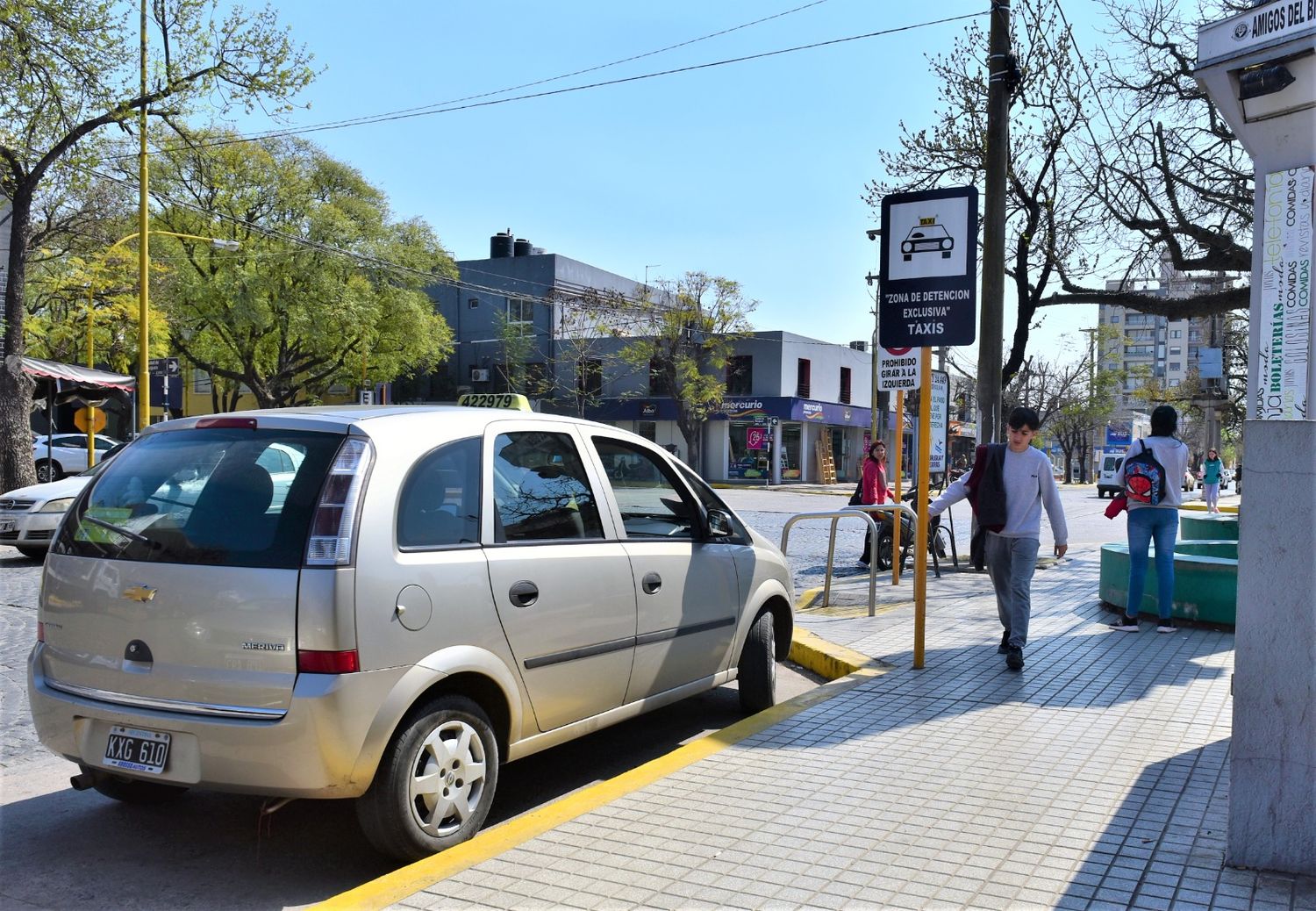 En el perímetro de la ETO convivirán taxis y remises.