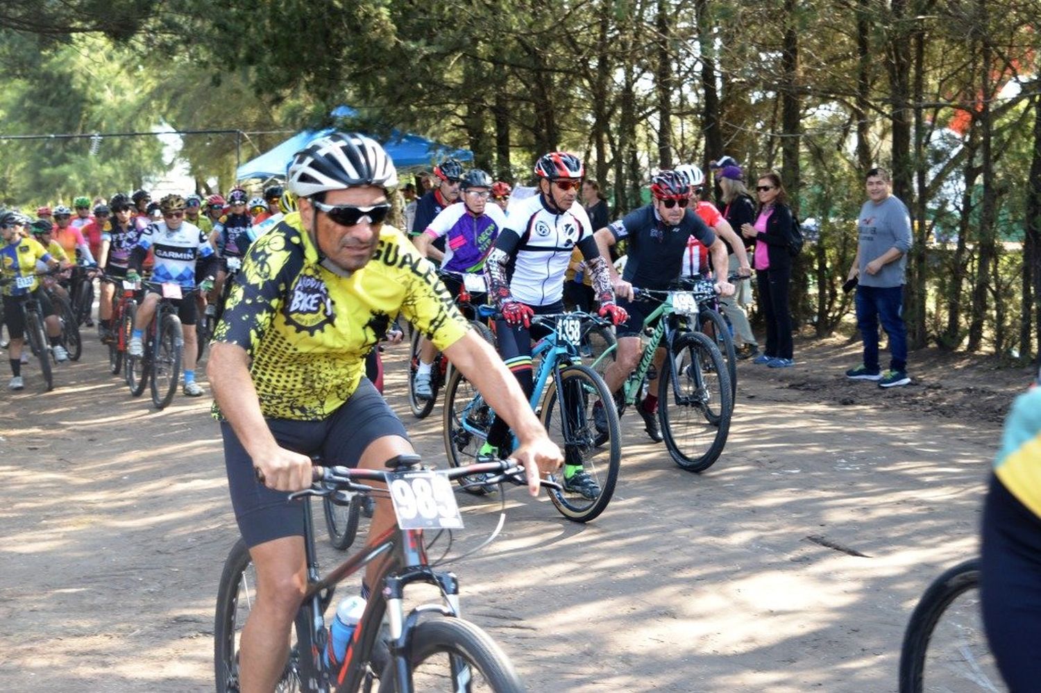 Varios pedalistas locales se hicieron presente en la fecha de Rural Bike que se realizó en la ciudad de Nogoyá