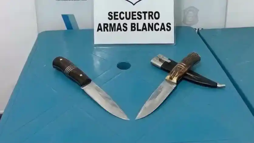 Amenazó de muerte con un cuchillo a su expareja