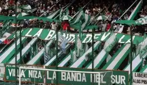 Pelea a los tiros entre barras de Banfield dejó 6 heridos 