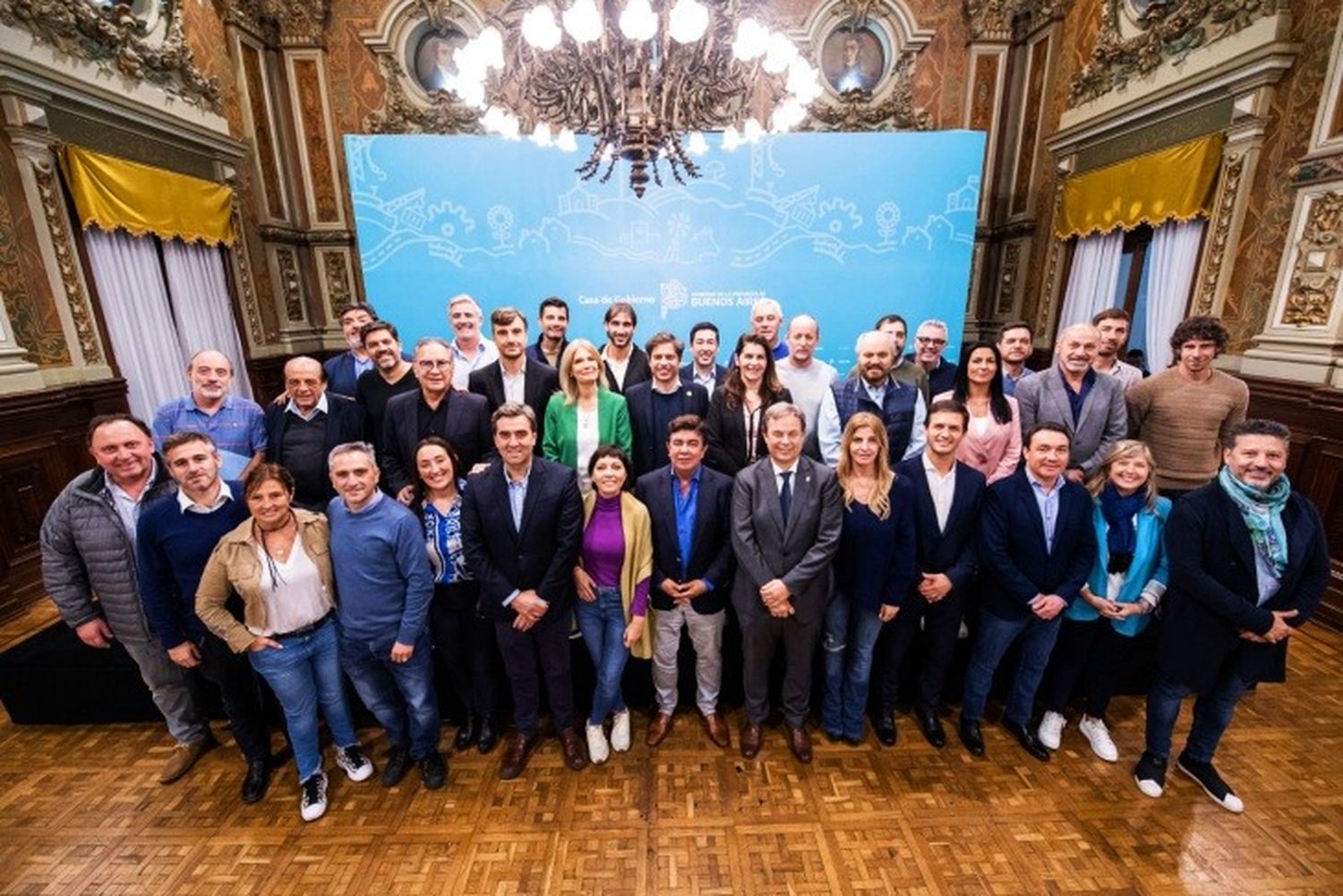 Tras el encuentro con Gobernadores, Kicillof se reunió con intendentes del Conurbano en La Plata