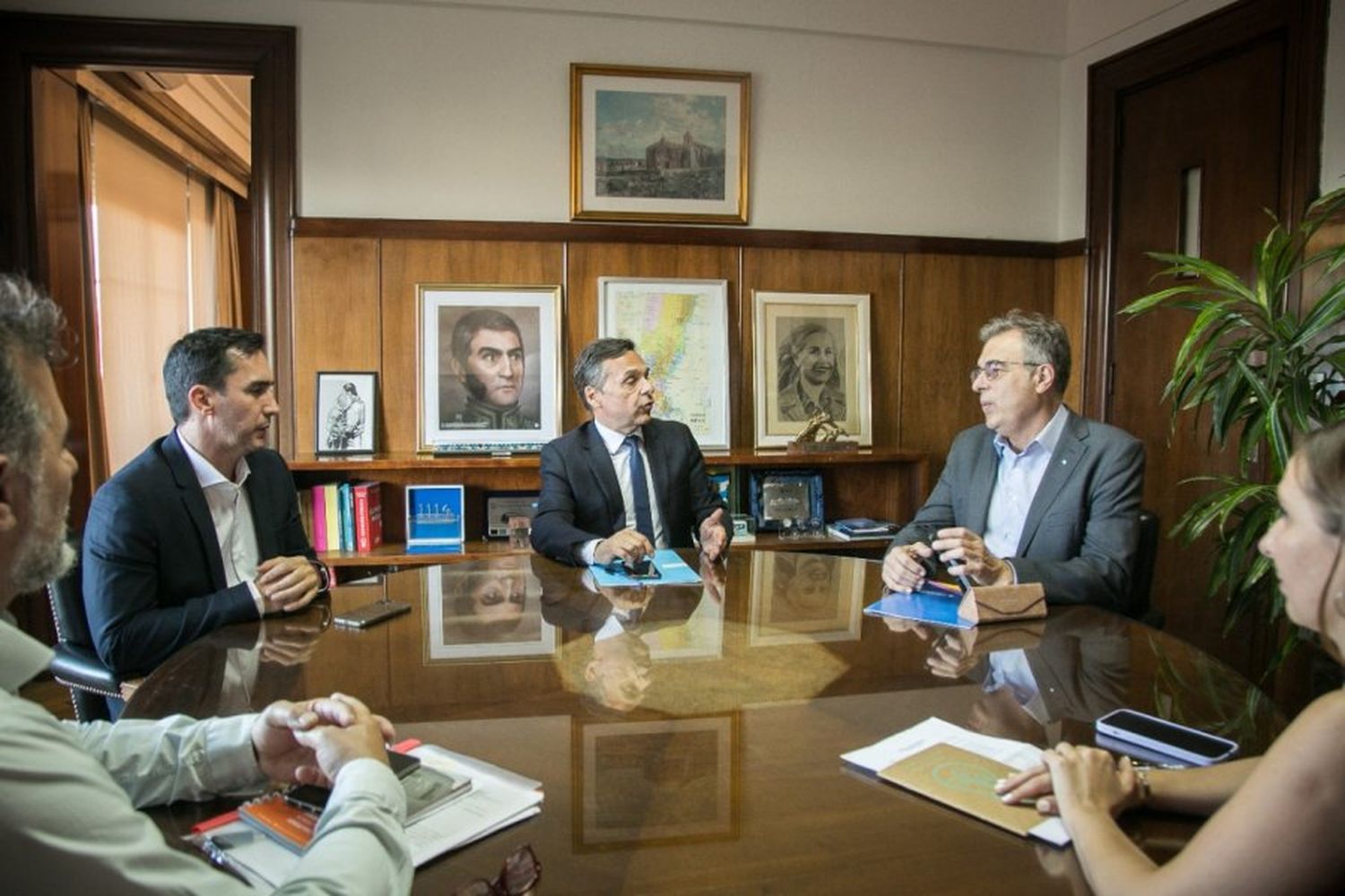 El Intendente se reunió con el Ministro de Transporte de la Nación