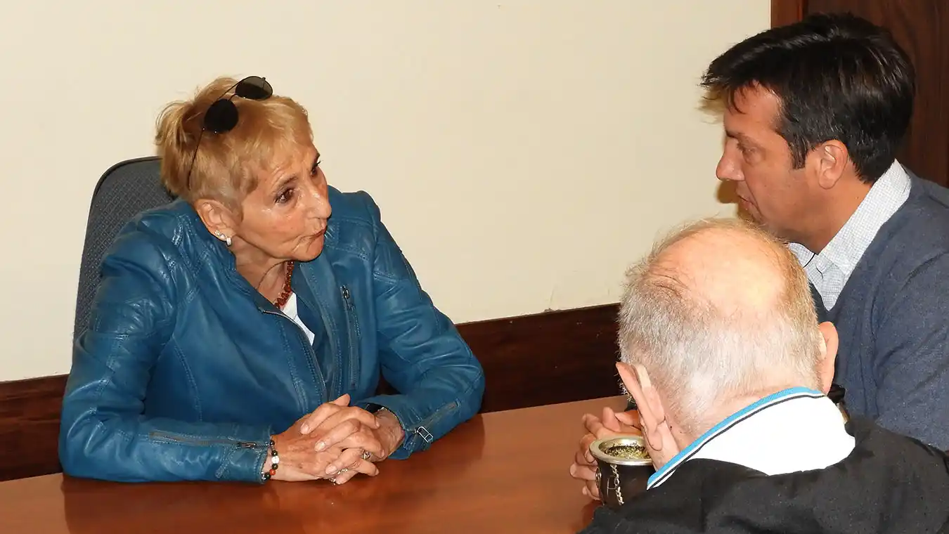 La escritora Erika Rosenberg  se encuentra en nuestra ciudad