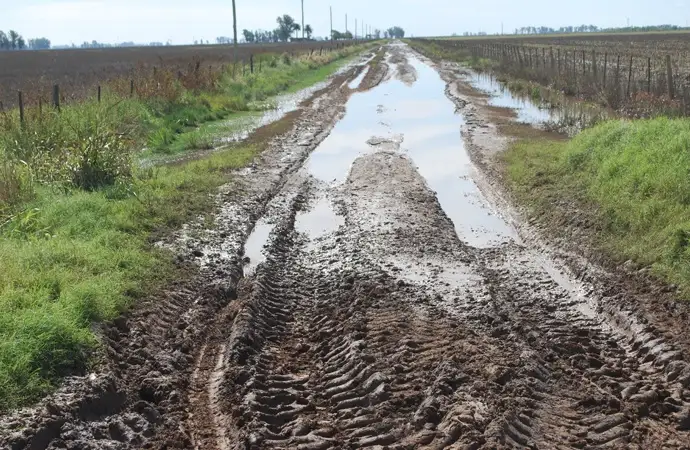 Azul: debaten un proyecto para que los vecinos mantengan los caminos rurales