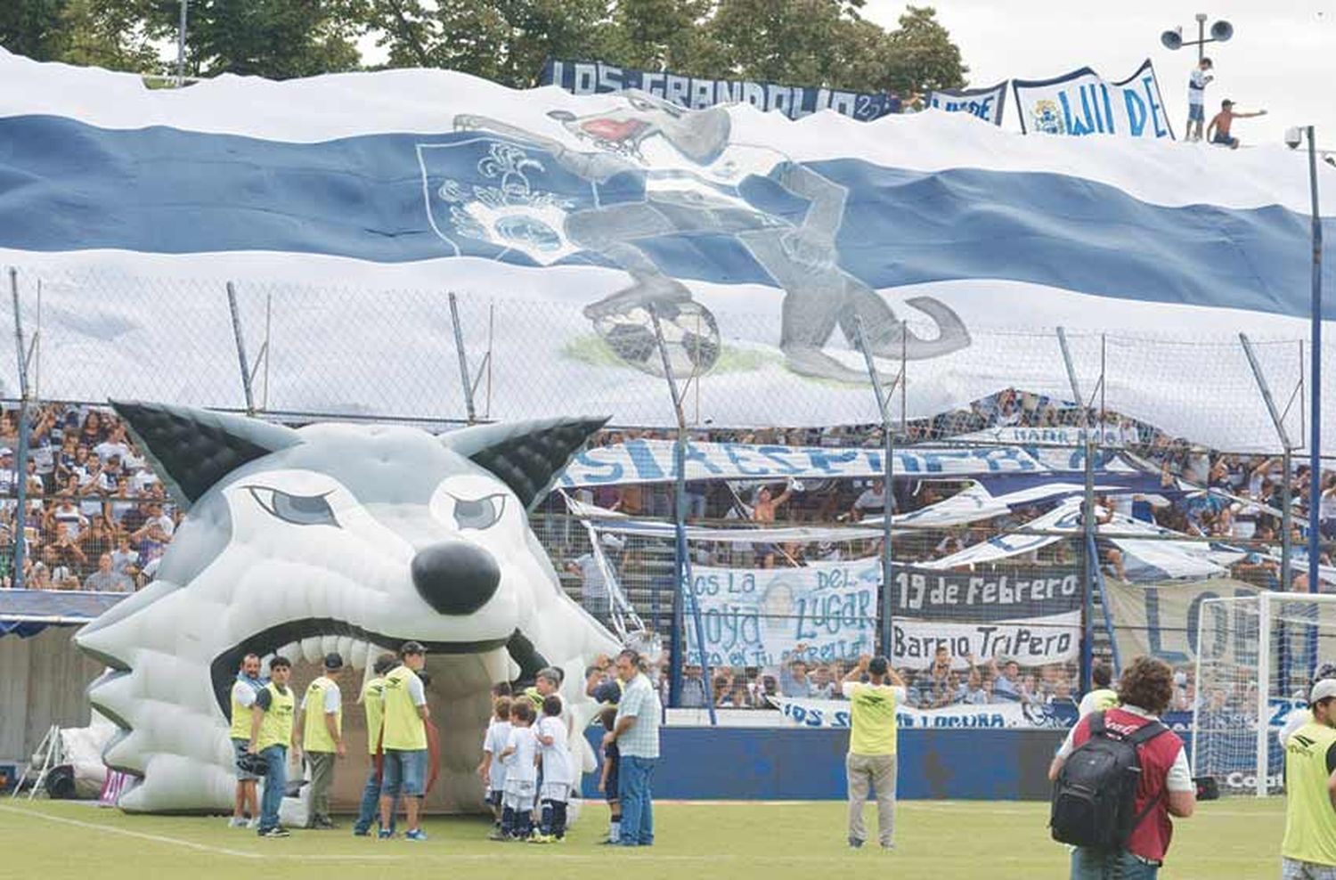 Gimnasia y Boca jugarán sin público visitante