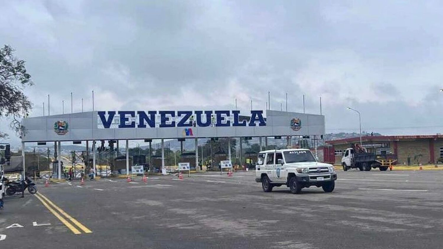EXTIENDEN HASTA el 9 de febrero lapso para llenar requisitos  de paso de vehículos por la frontera